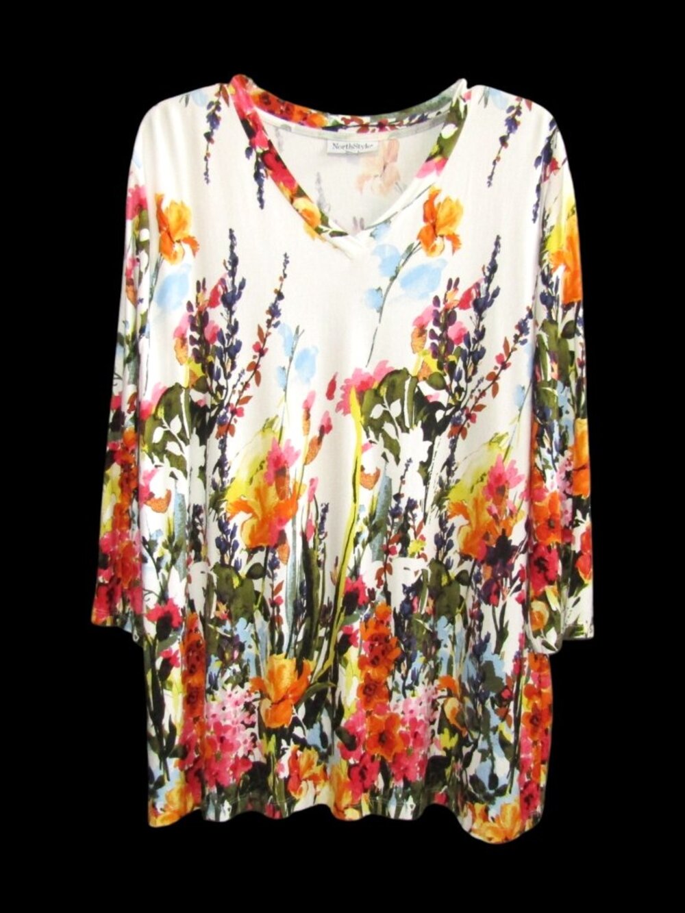 North Style White Floral Tunic Top Womens Size 2X V Neck 3/4 Sleeve Stretch